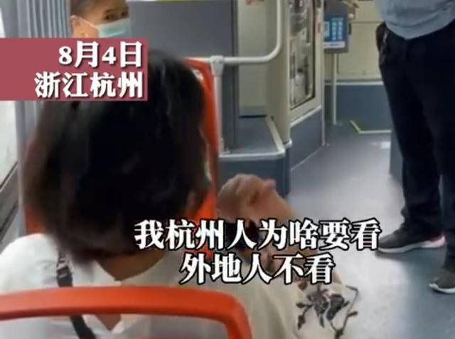 DNF发布网60私服装备（DNF发布网与勇士60级版本装备大全图片）